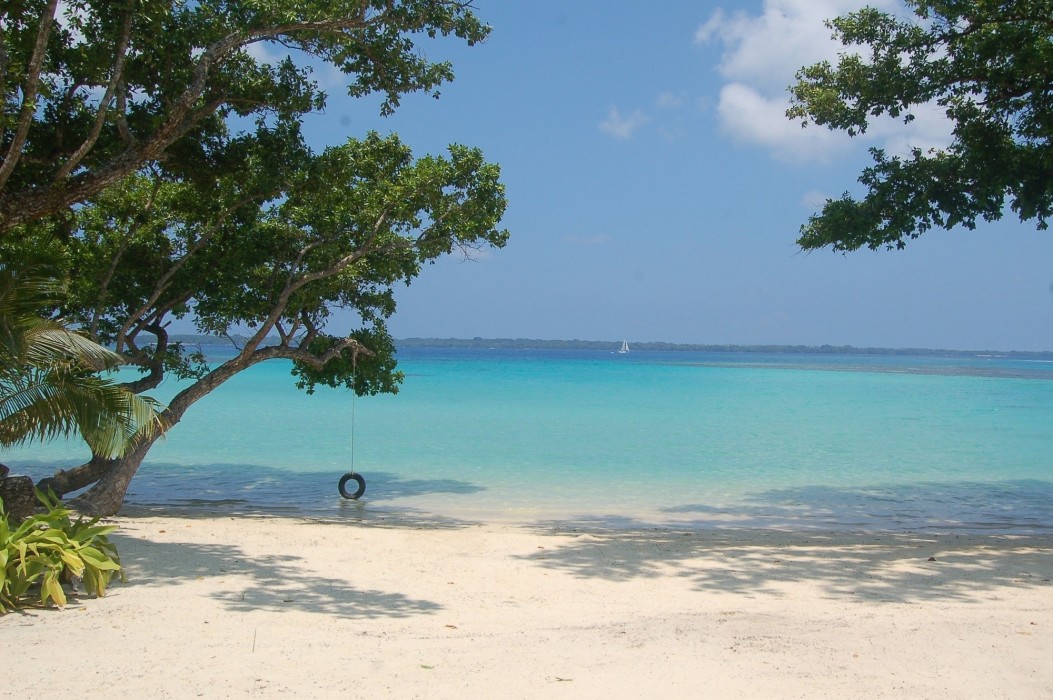 barrier beach resort