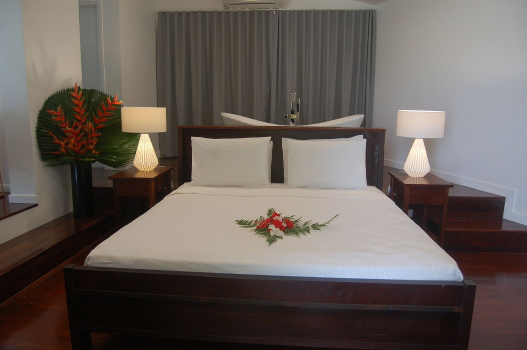 barrier beach resort