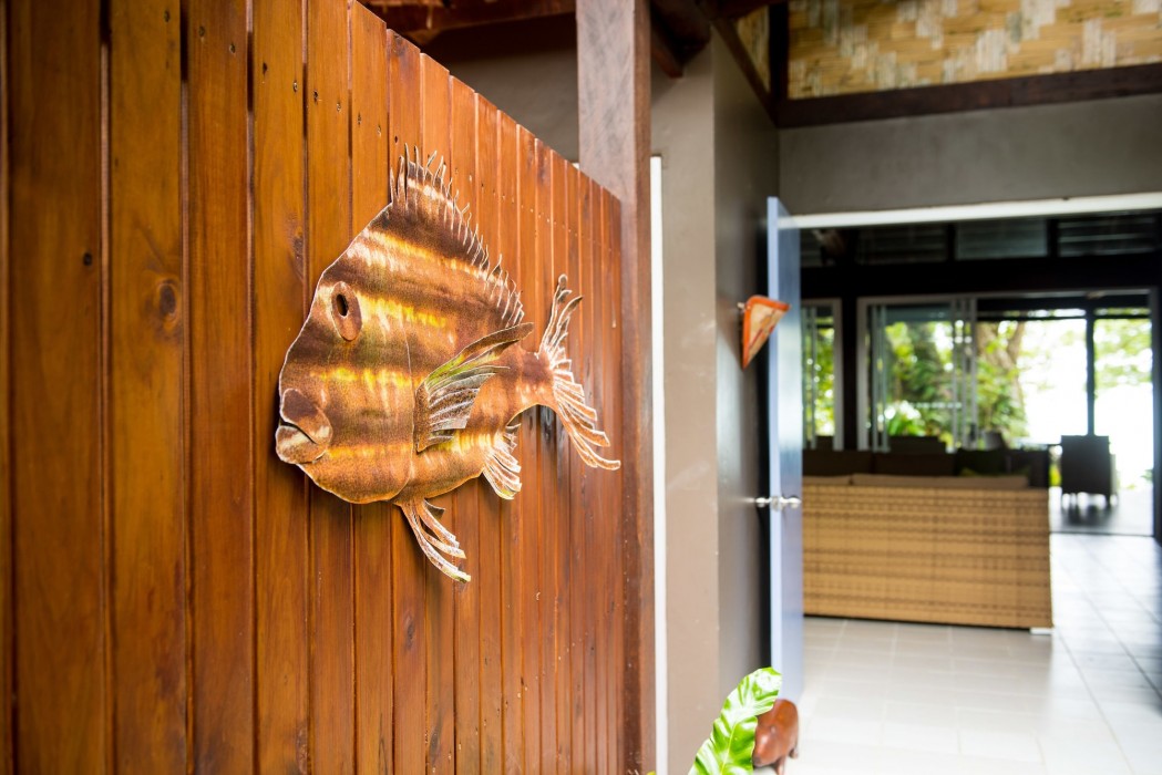 barrier beach resort