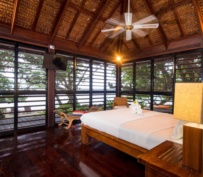 barrier beach resort