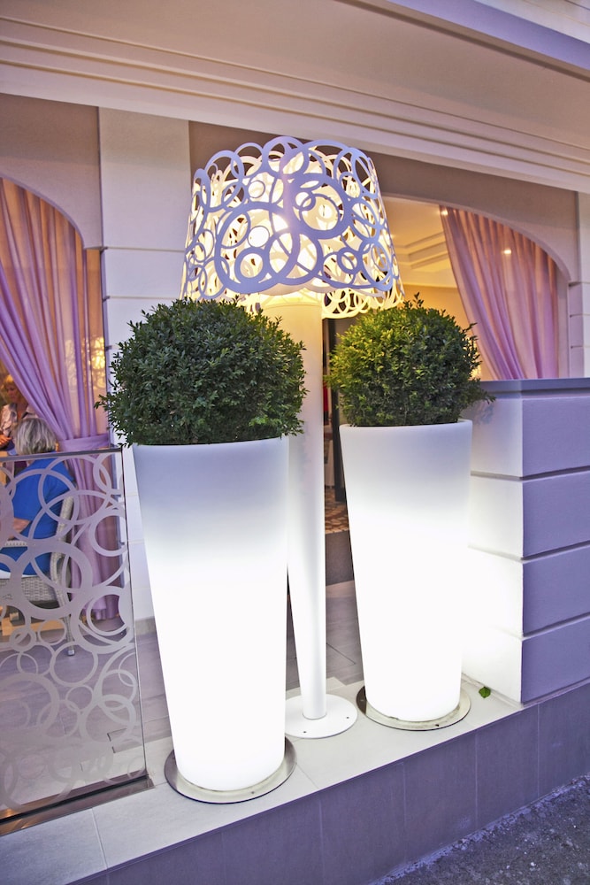 hotel villa paola