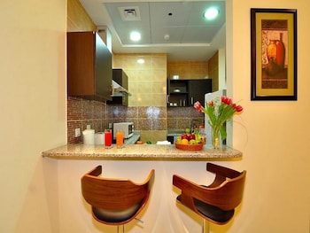 skylark hotel apartments