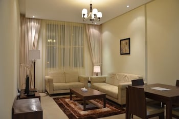 skylark hotel apartments