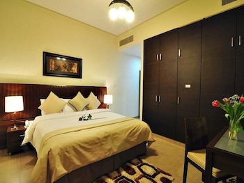 skylark hotel apartments