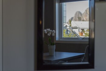 Fast Hotel Svolvær,Svolvã¦R,3 star