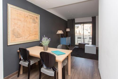 cosmo apartments concell de cent