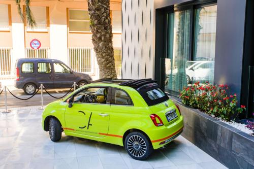 cosmo apartments concell de cent