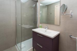 cosmo apartments concell de cent