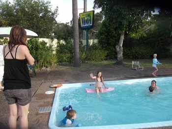 Corlette Palms Motor Inn,Byron Bay>>Anna Bay,3 star