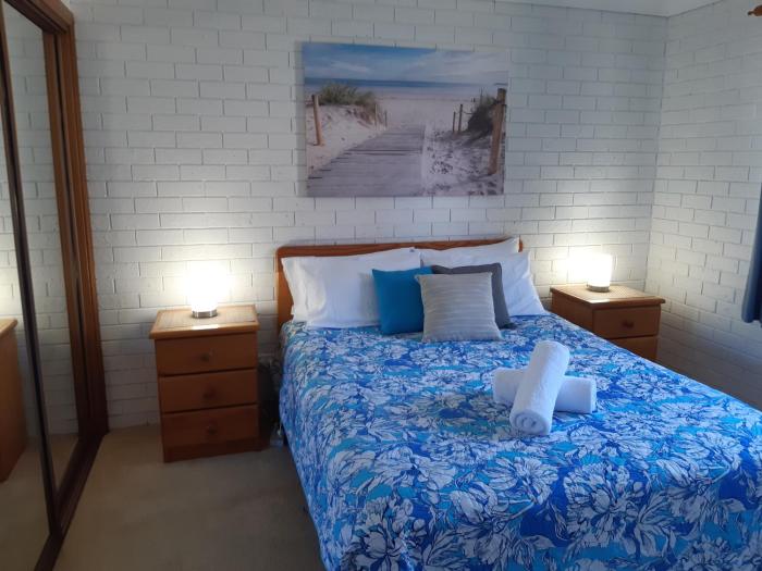 dolphins of mollymook motel