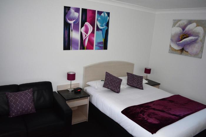 alabaster motor inn taree