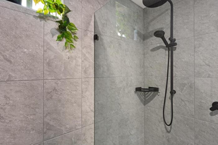 alabaster motor inn taree