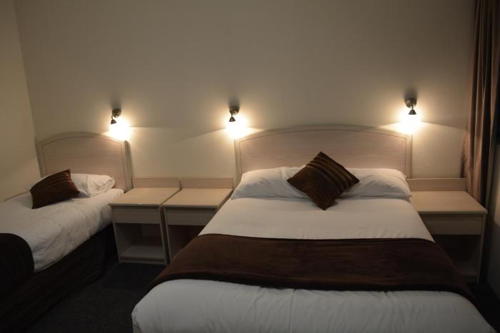 alabaster motor inn taree