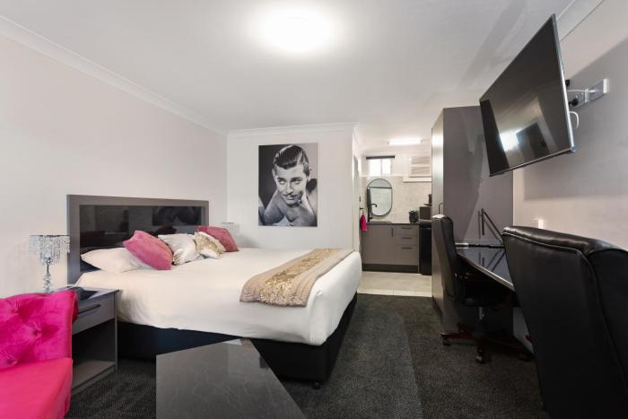 alabaster motor inn taree