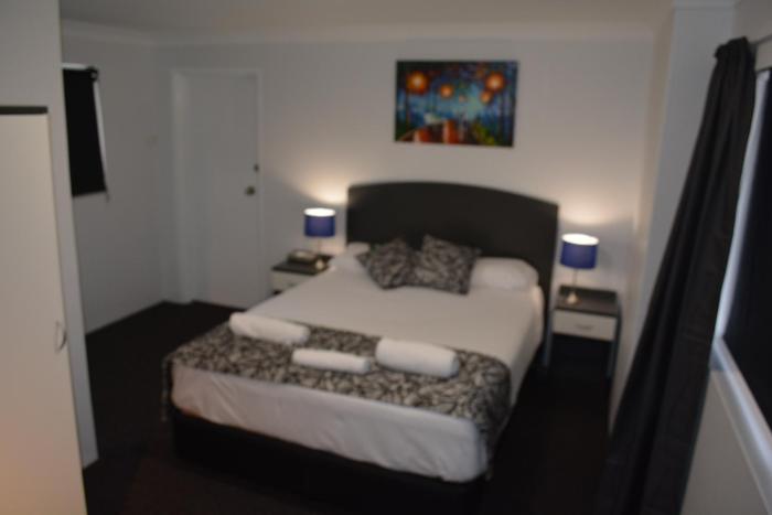 alabaster motor inn taree