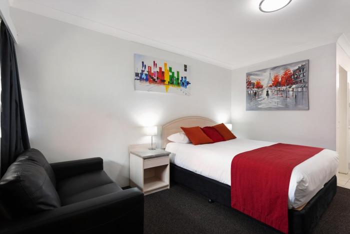 alabaster motor inn taree