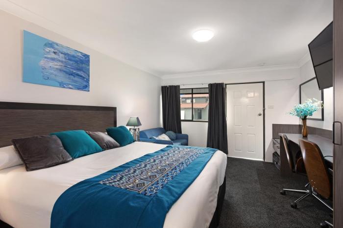 alabaster motor inn taree