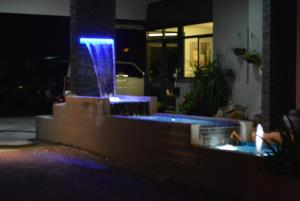 alabaster motor inn taree