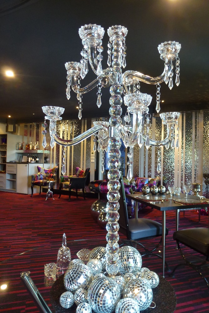 the retreat at froog moore park