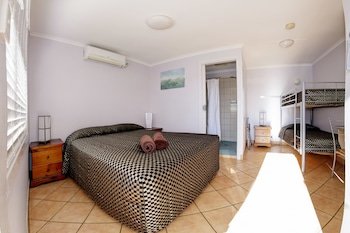 Bali Hi,Forster>>Byron Bay,4 star