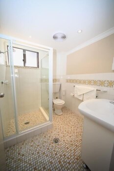 bella villa motor inn