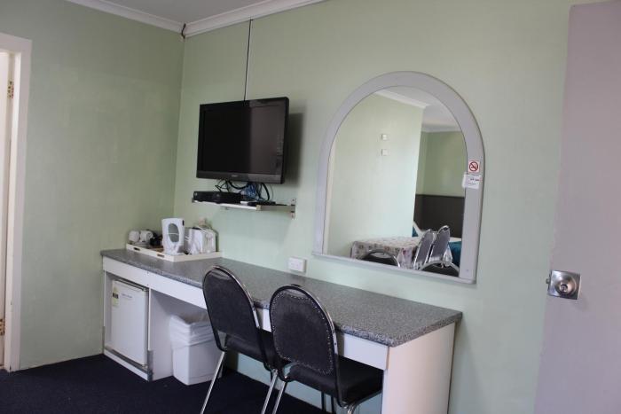 high mountains motor inn