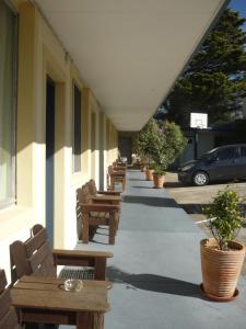 high mountains motor inn