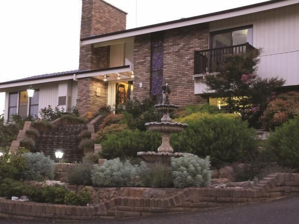 bathurst heights bandb