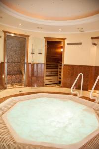 Tinschert Hotel-Restaurant-Partyservice,Linz>>Asten,4 star