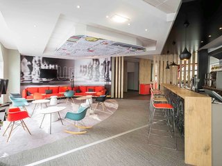 ibis nantes centre tour bretagne