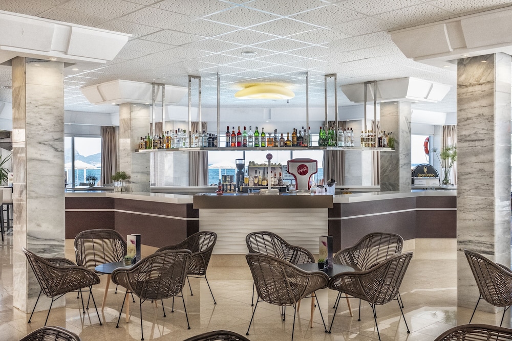 thb gran bahia hotel and apartments
