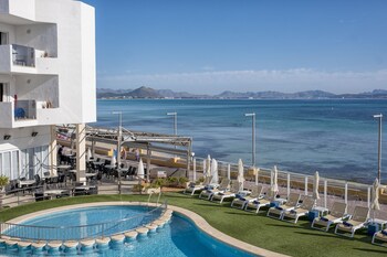 thb gran bahia hotel and apartments