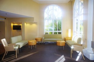 La Quinta Inn & Suites By Wyndham Naples Downtown,Naples>>Collier,3 star