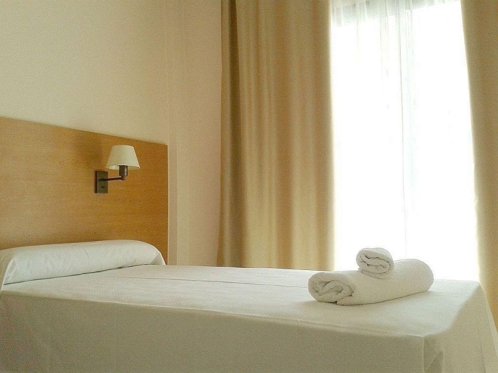 bay hotel
