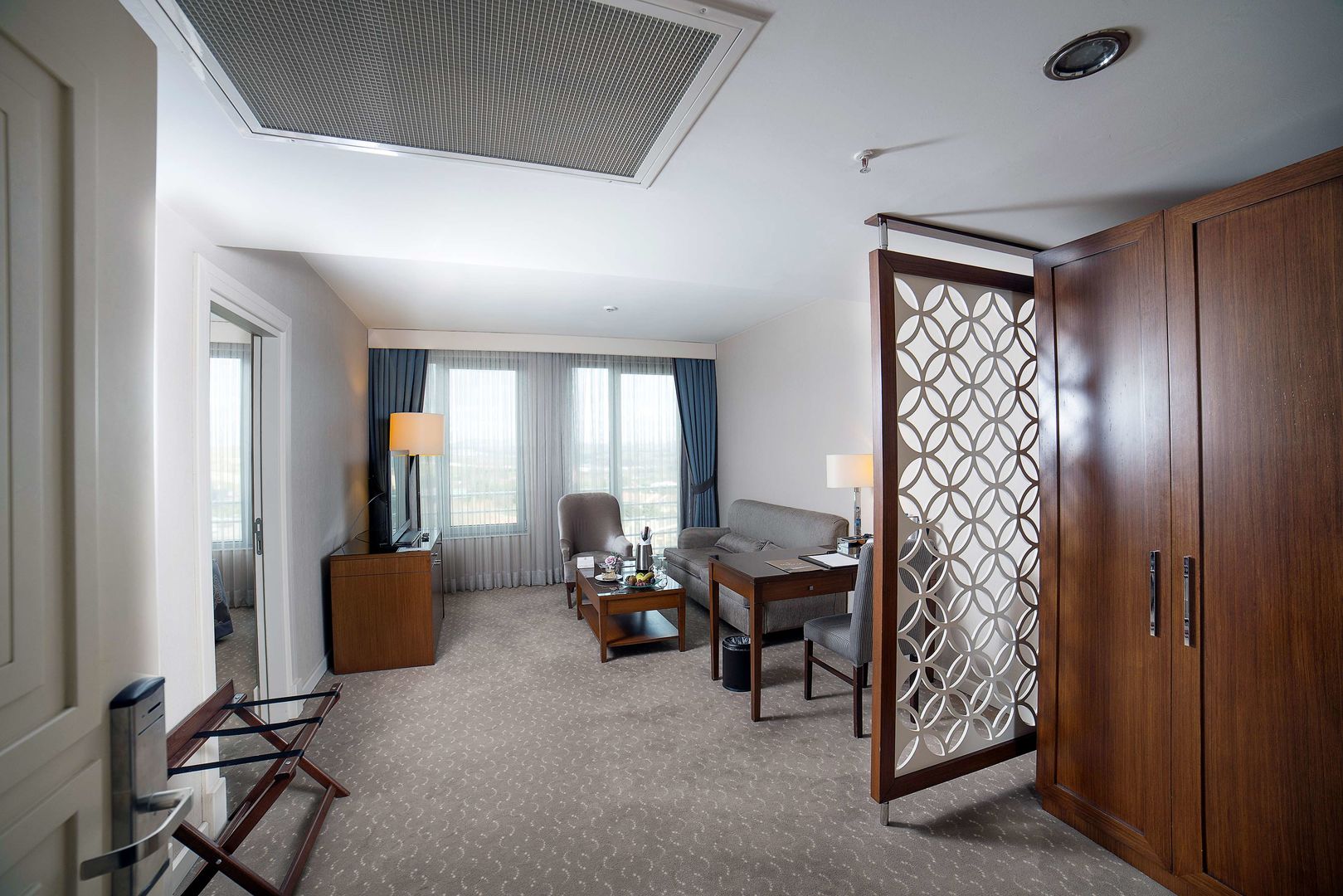 miracle istanbul asia airport hotel and spa