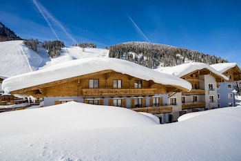 hotel enzian by alpeffect hotels