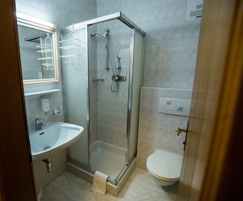 hotel enzian by alpeffect hotels