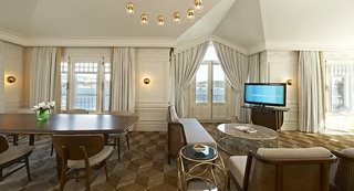 the stay bosphorus
