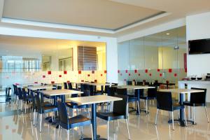 amaris hotel seasons city