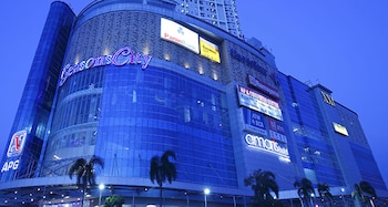 amaris hotel seasons city