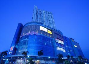 amaris hotel seasons city