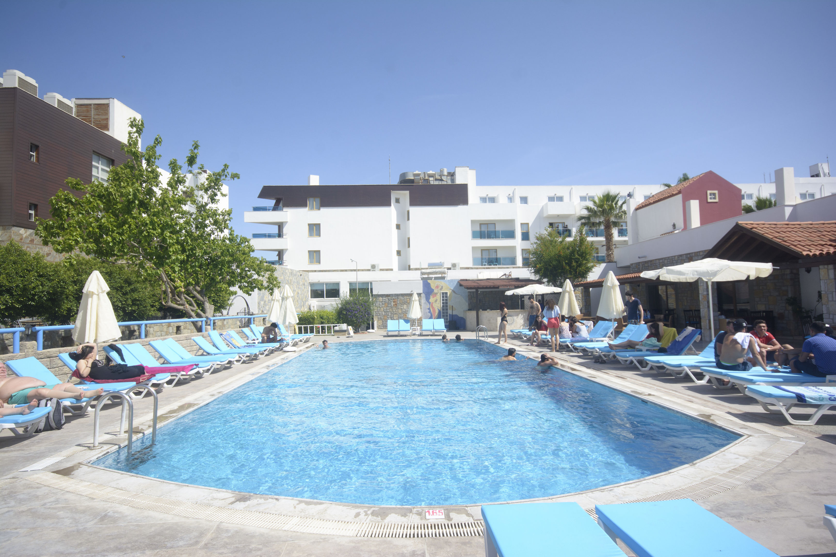tiana beach resort