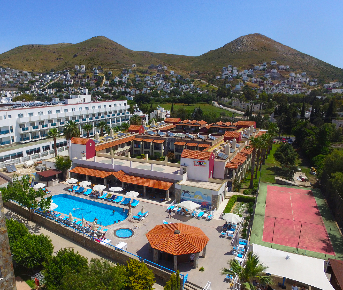 tiana beach resort