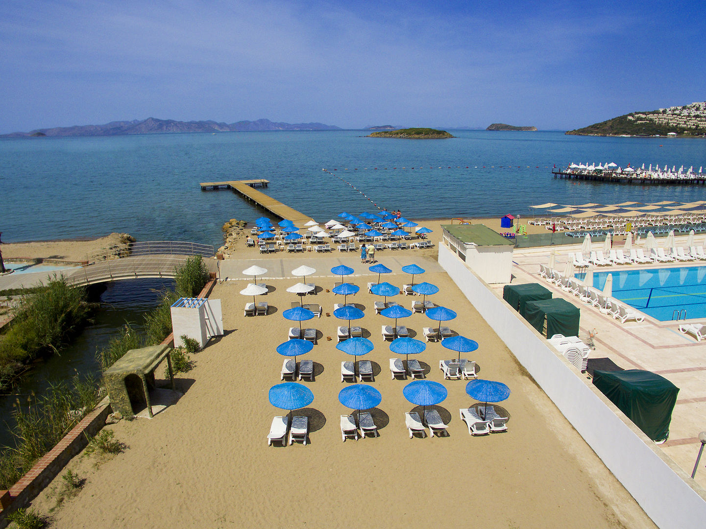 tiana beach resort