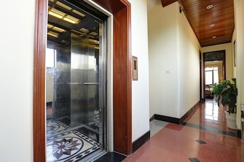 hanoi little town hotel