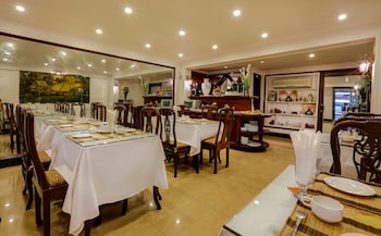 hanoi little town hotel