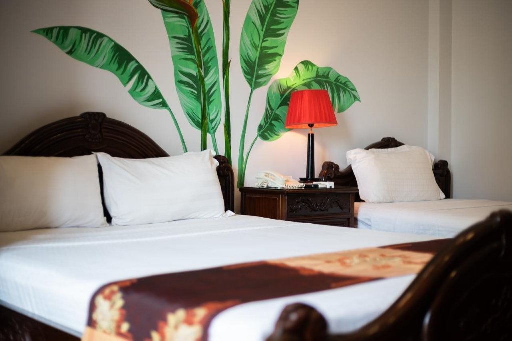 hanoi little town hotel