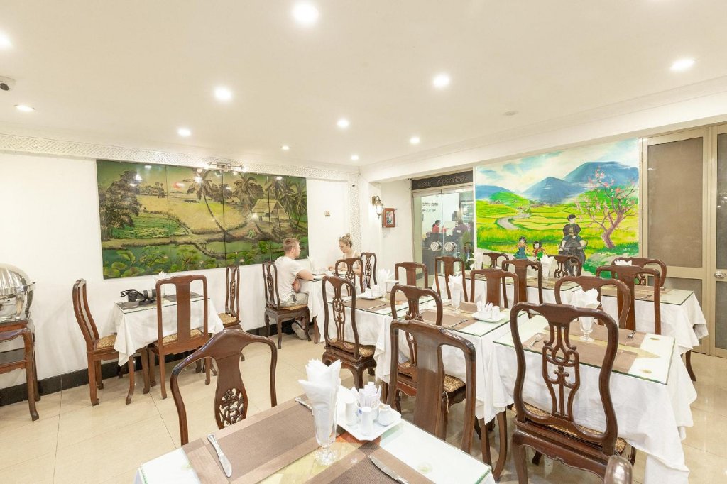 hanoi little town hotel