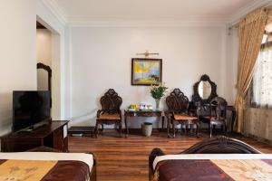 hanoi little town hotel