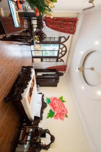 hanoi little town hotel